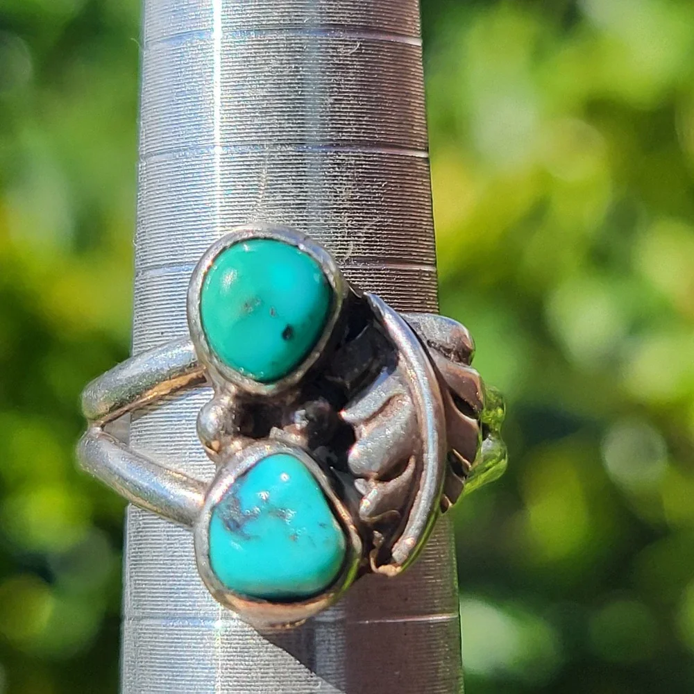 Vintage Sterling Silver Turquoise Leaf Bypass Ring Size 4.5 Southwestern Boho